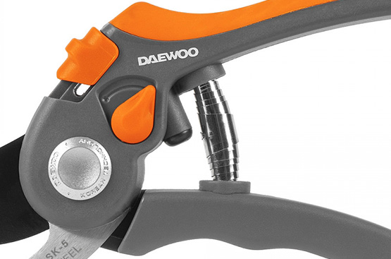 Японская сталь марки SK-5